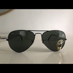 Black Ray-Ban Aviator Sunglasses 58mm